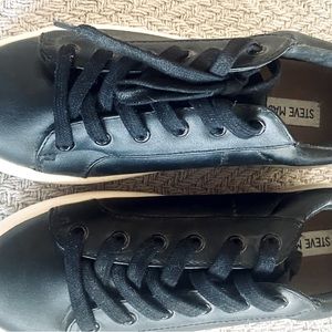 NWOT Women’s Steve Madden Shoes